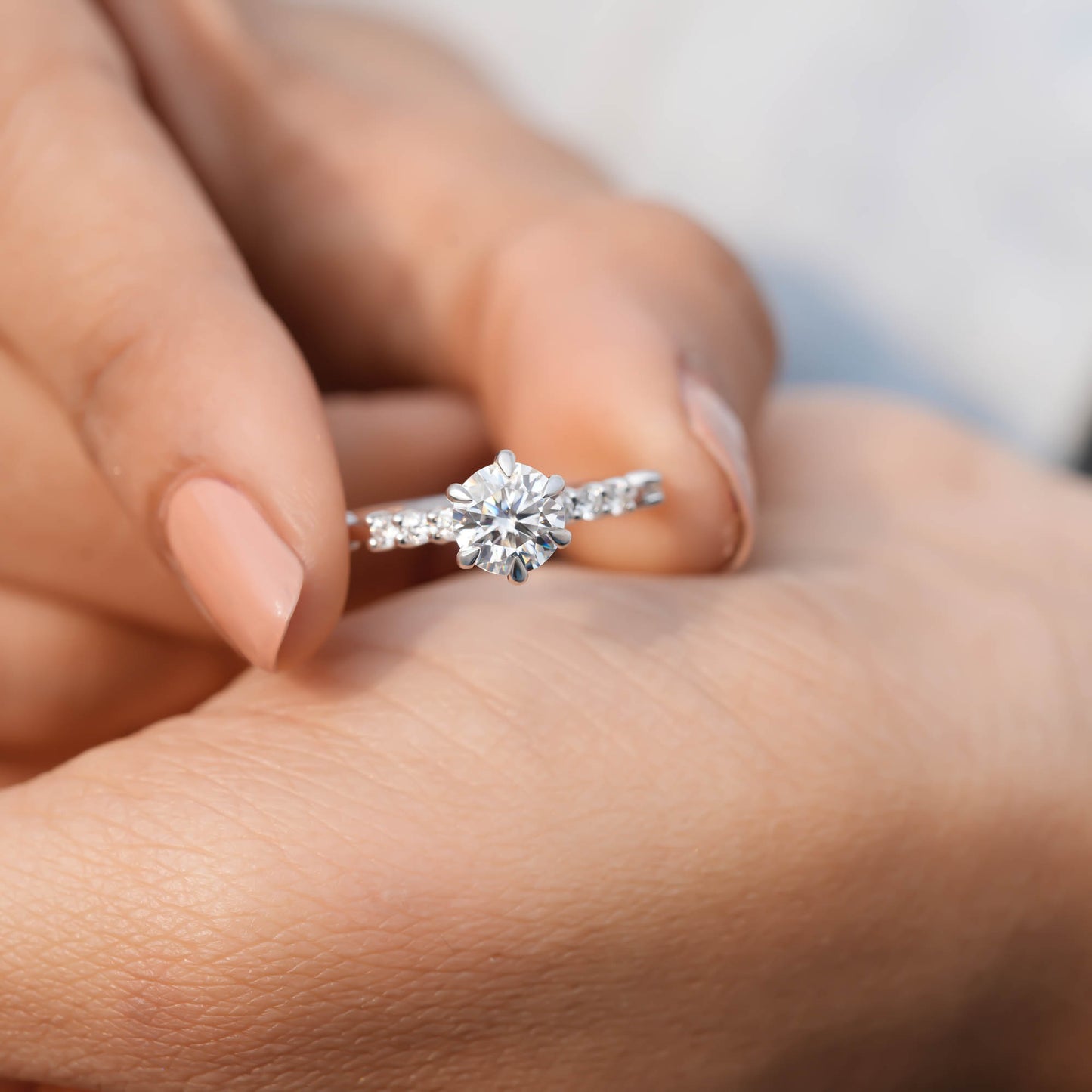 1.24 CT Round Cut Colorless Engagement Ring