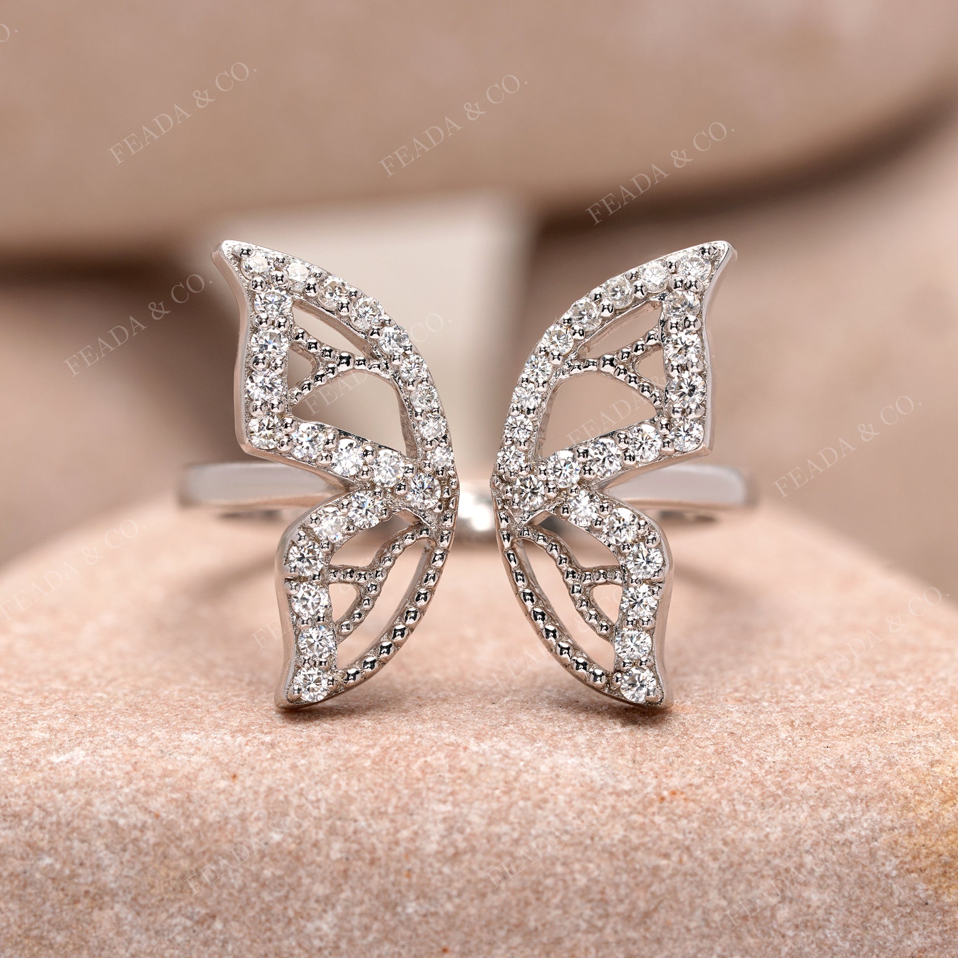 0.31 CT Zircon Premium Butterfly Fashion Ring