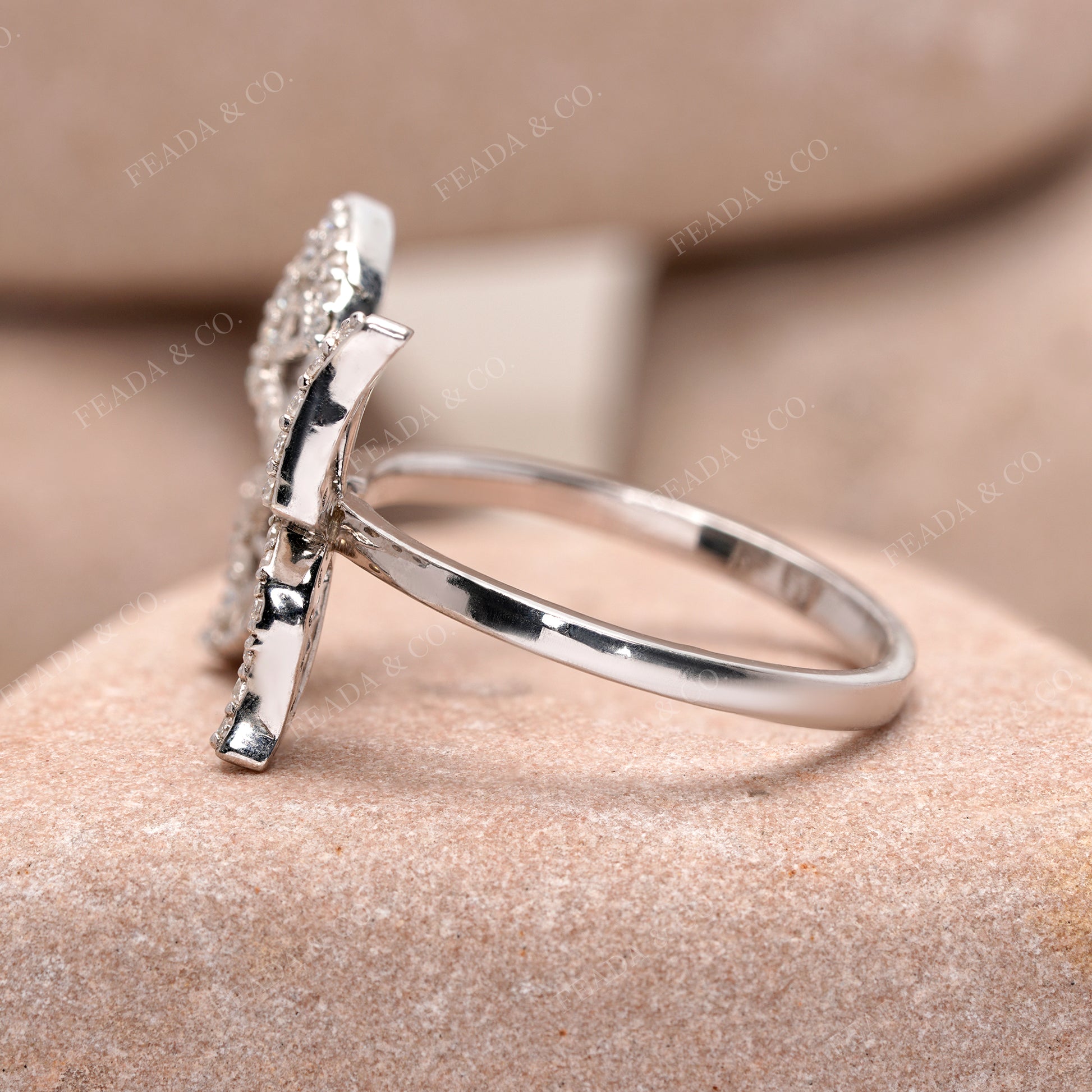 0.31 CT Zircon Premium Butterfly Fashion Ring