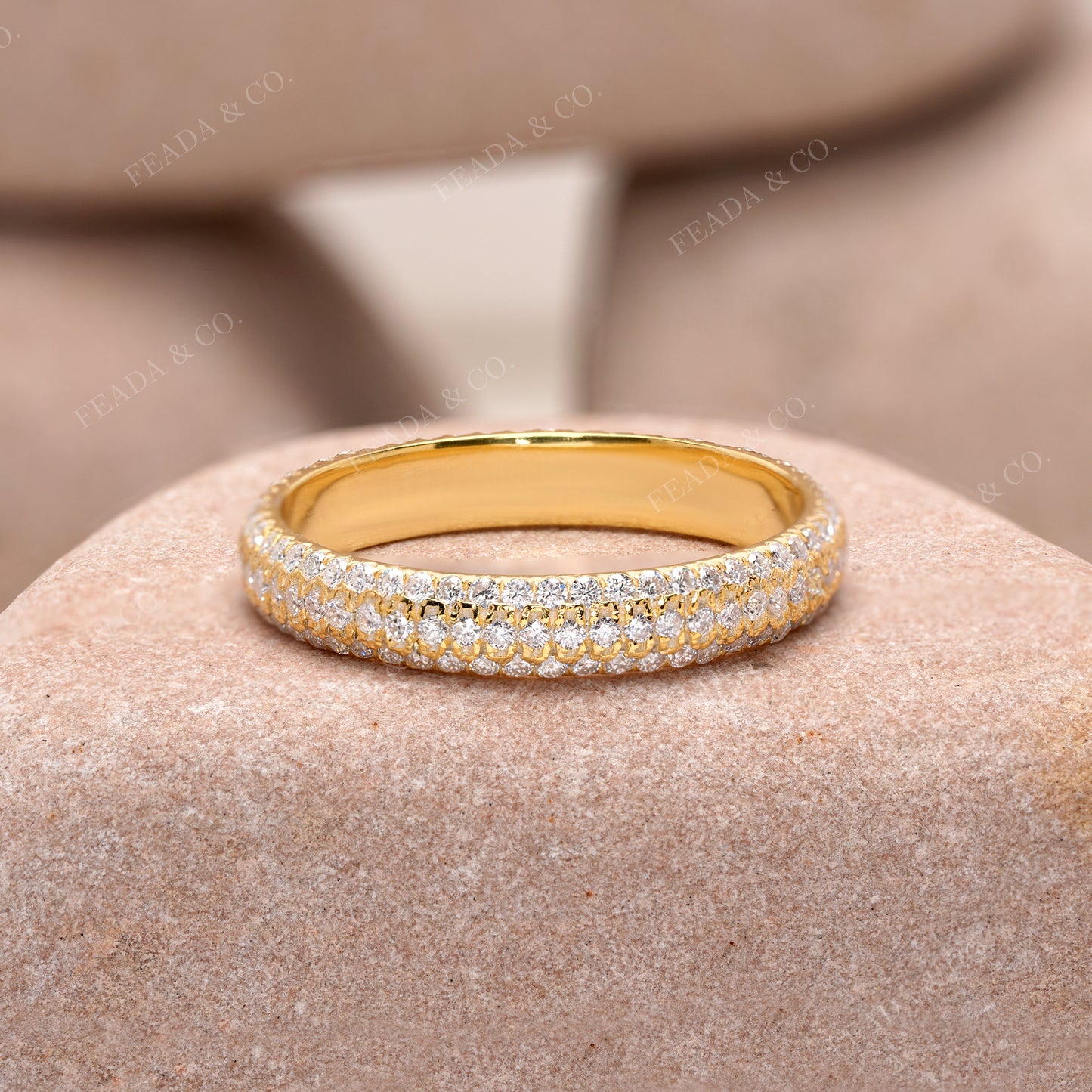 0.825 CT Round Cut Colorless Engagement Ring