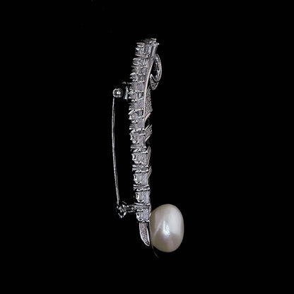 Feada Inspired Brooch