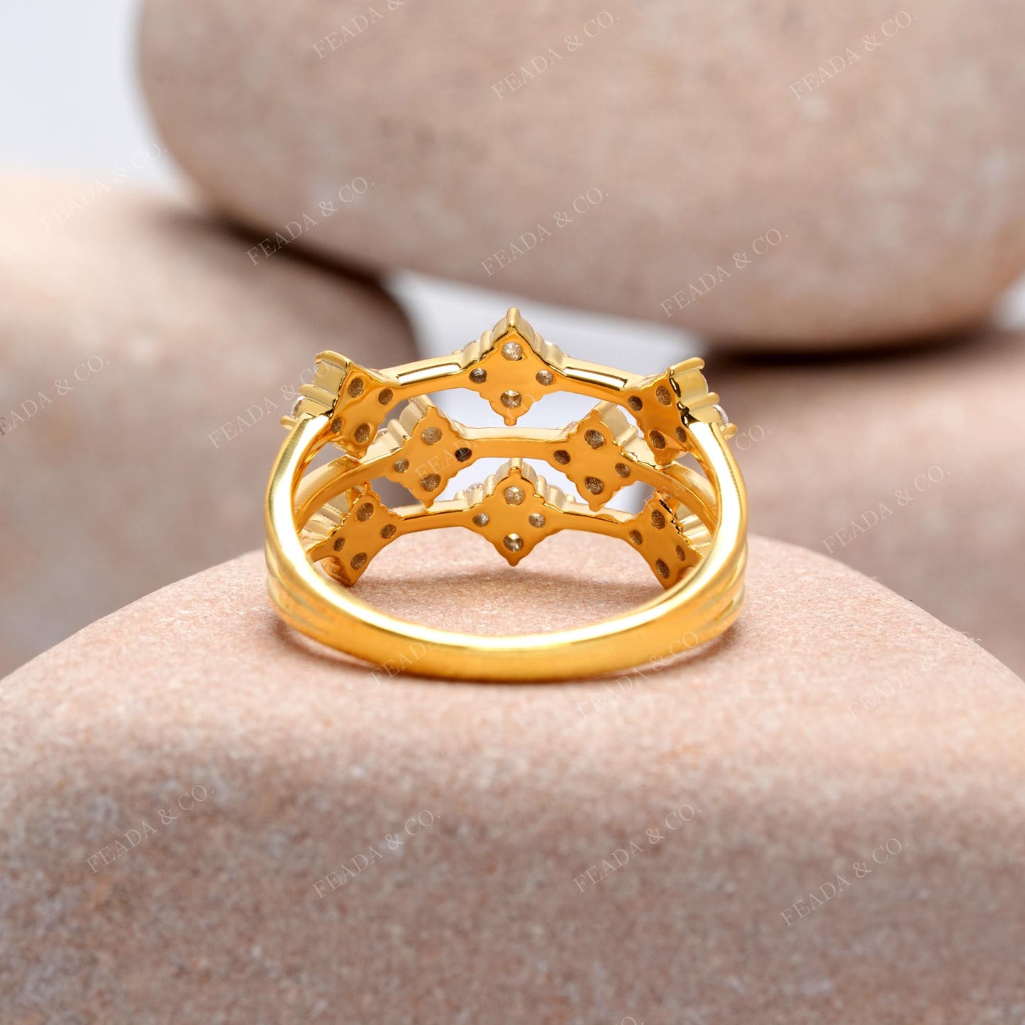0.624 CT Round Cut Colorless Engagement Ring