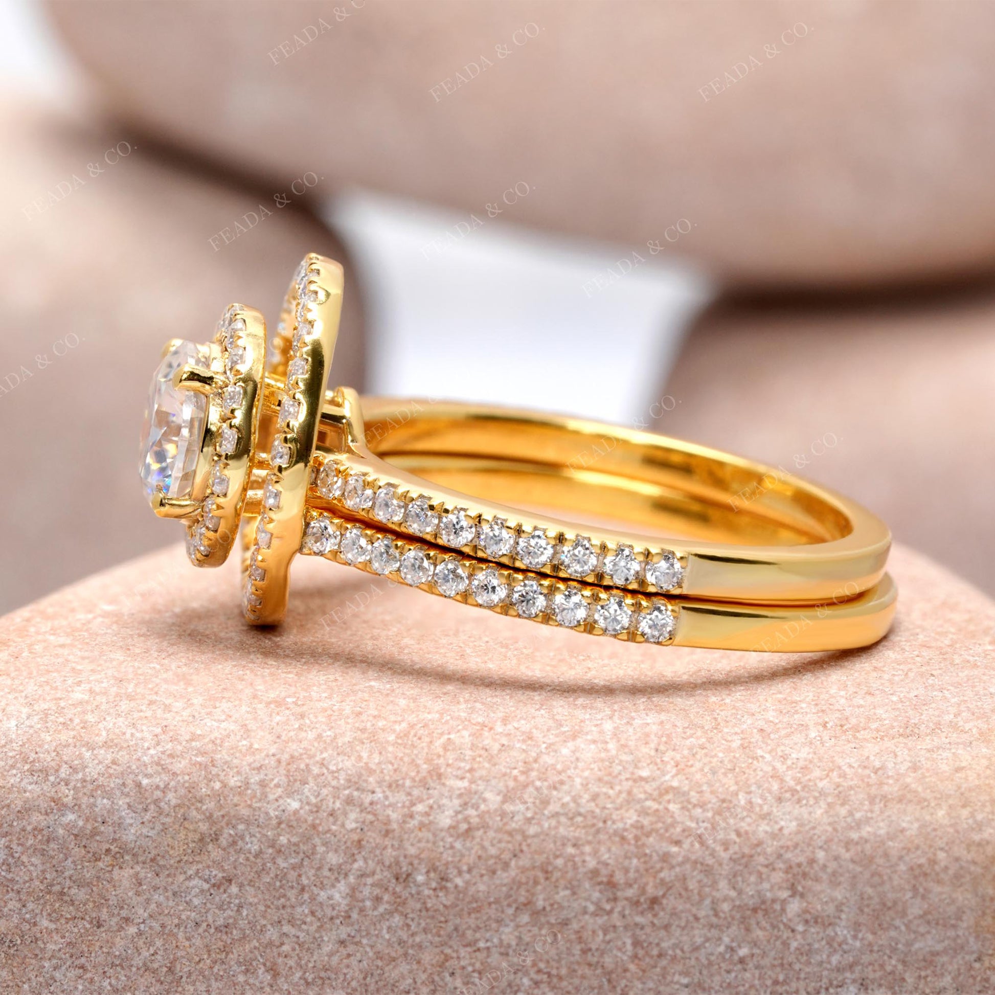 1.5 CT Round Cut Colorless Engagement Ring