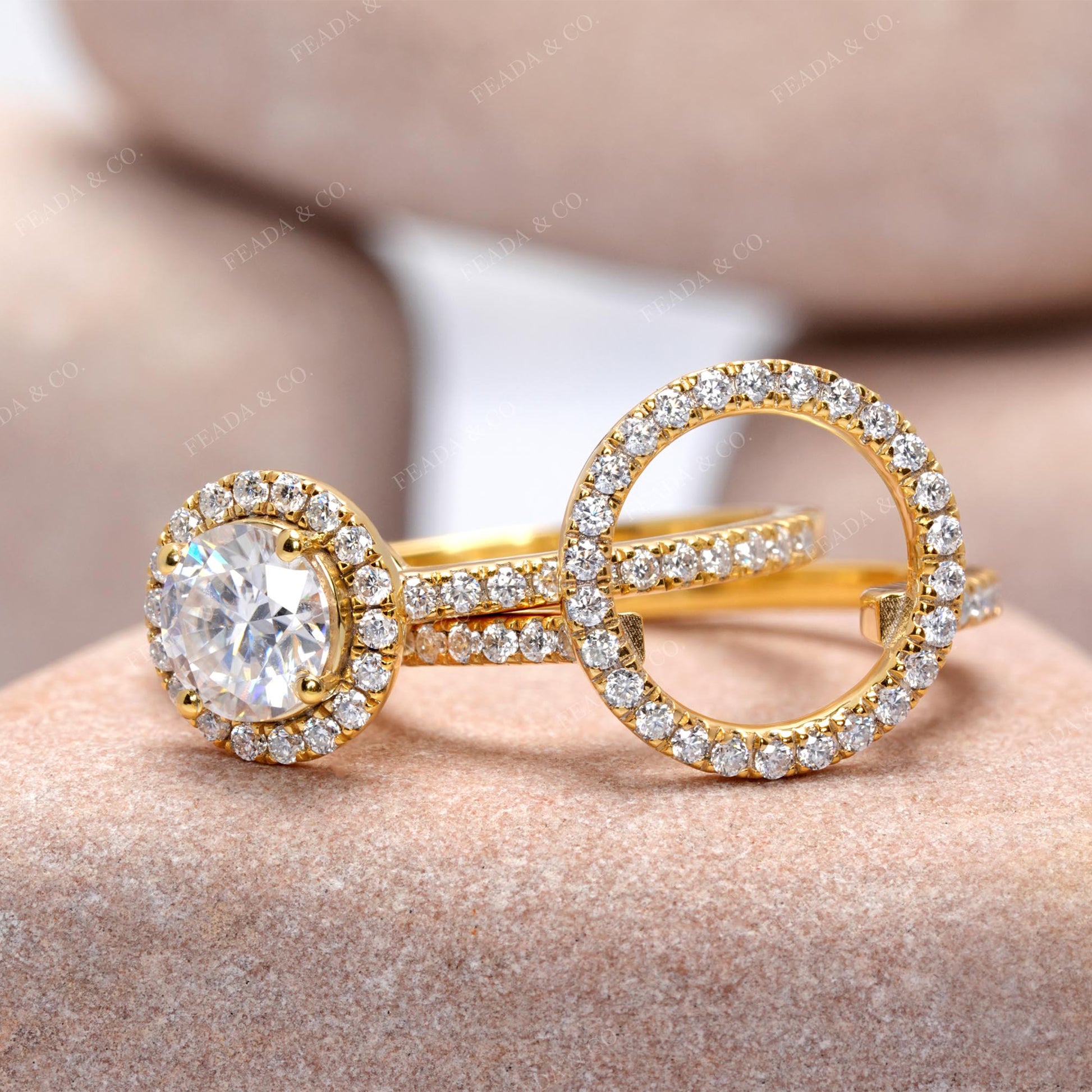 1.5 CT Round Cut Colorless Engagement Ring