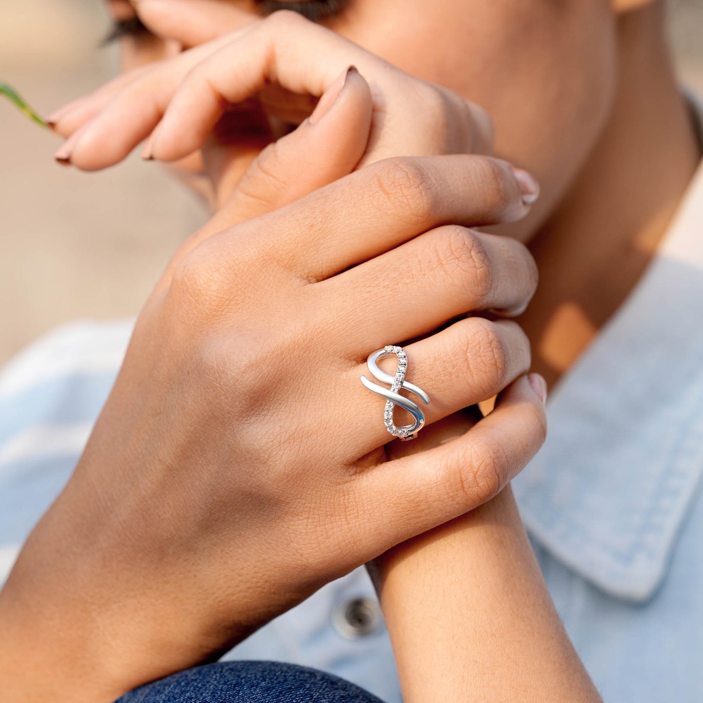 Round Moissanite Diamond Premium Infinity Fashion Ring