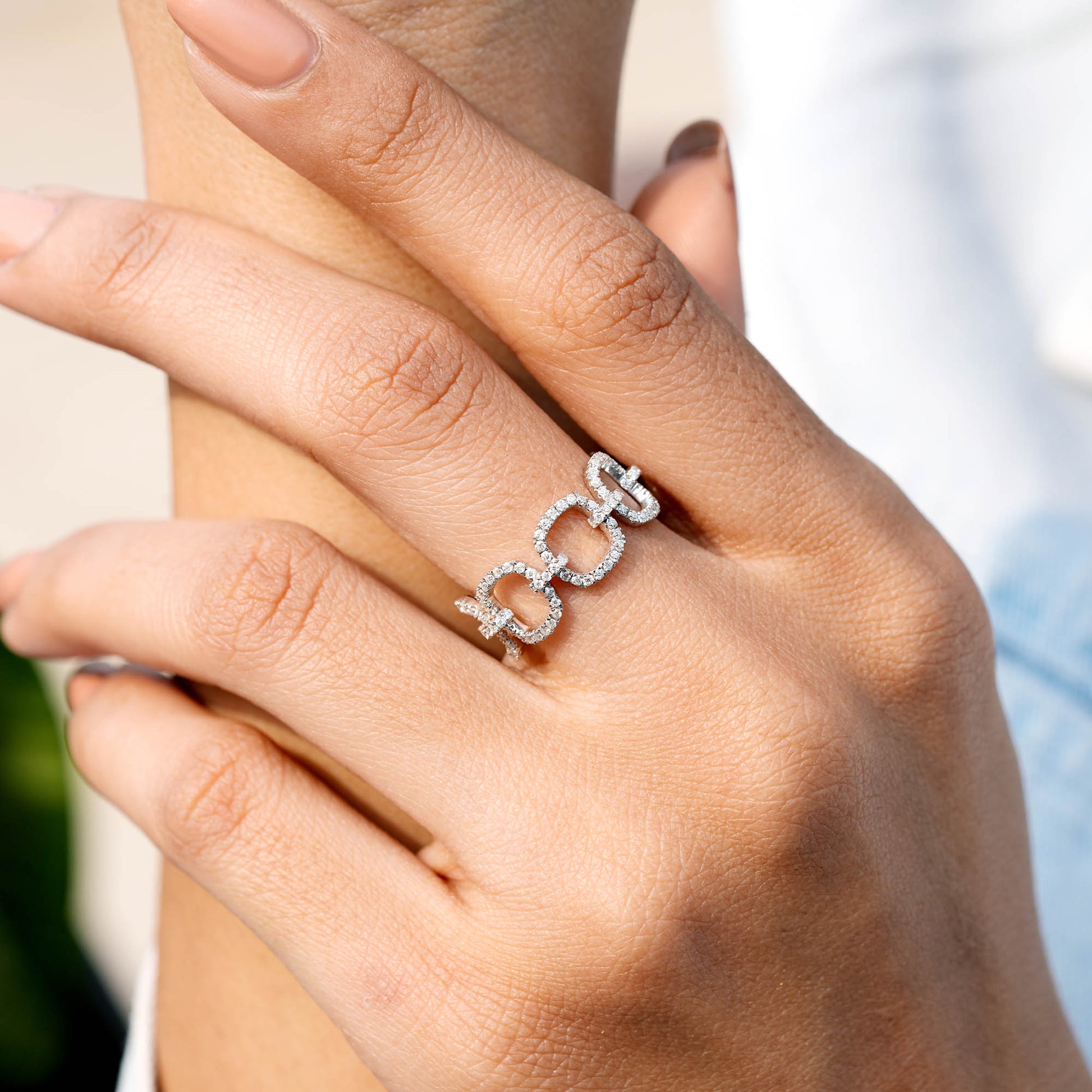 0.826 CT Round Cut Colorless Engagement Ring