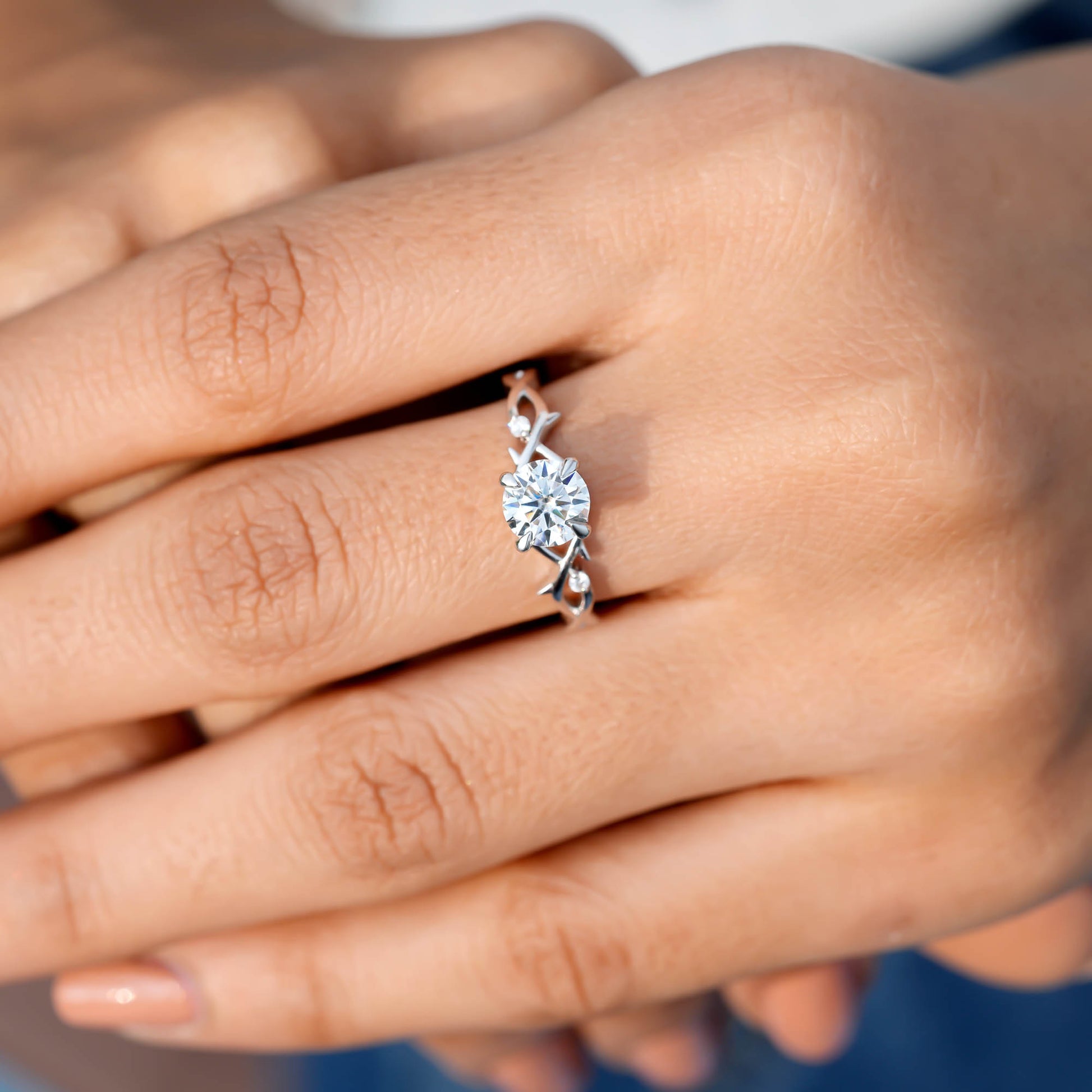 1.07 CT Round Cut Colorless Engagement Ring