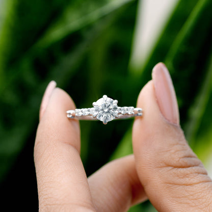 1.24 CT Round Cut Colorless  Engagement Ring