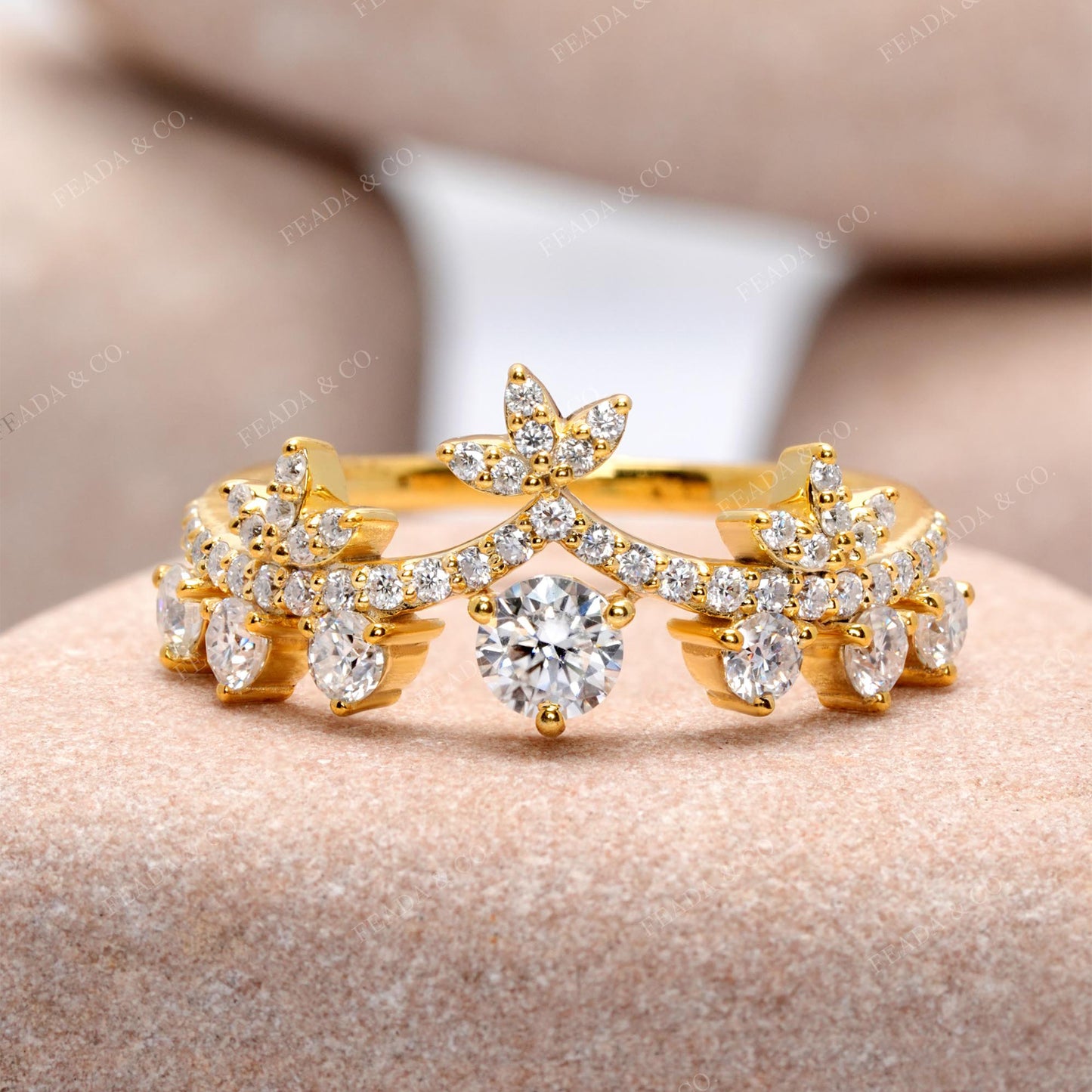 0.892 CT Round Cut Colorless Engagement Ring