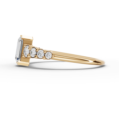 Emerald-Cut Moissanite Diamond Ring With Graduated Round Band